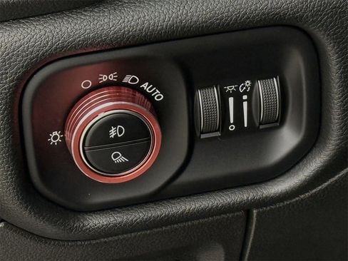 Used 2022 RAM 1500 Laramie image 21