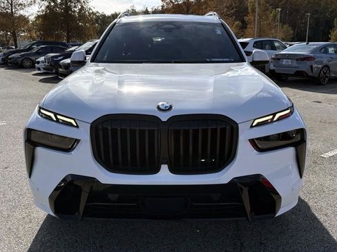 Used 2023 BMW X7 xDrive40i w/ M Sport Package image 8