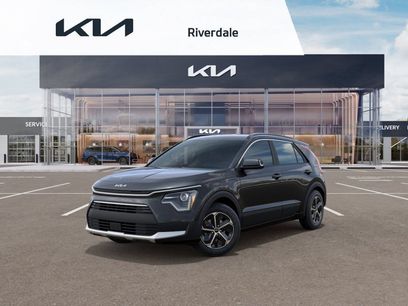 Used 2025 Kia Niro EX w/ EX Cold Weather Package