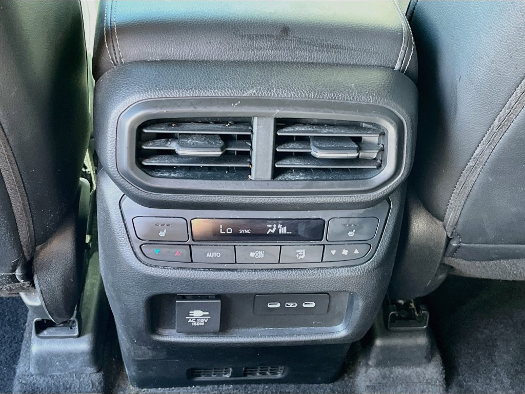 Used 2024 Honda Pilot Elite image 27