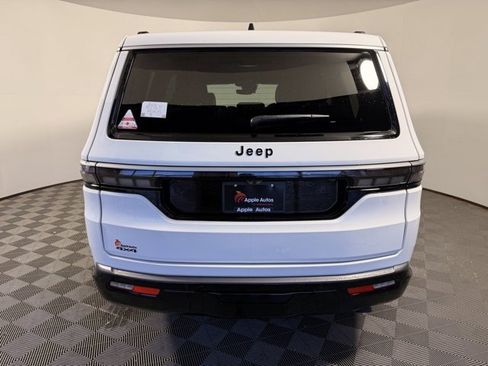 New 2026 Jeep Grand Wagoneer 4WD w/ Premium Group I image 7