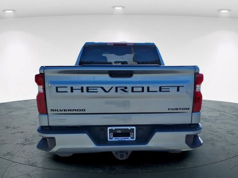 Used 2023 Chevrolet Silverado 1500 Custom w/ LPO, Dark Essentials Package image 4