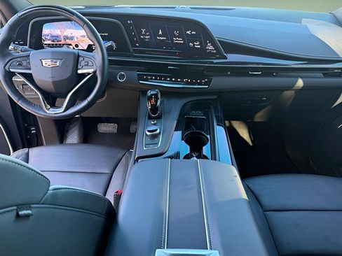 Used 2024 Cadillac Escalade Sport w/ LPO, ONYX Package image 2