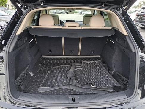 Certified 2023 Audi Q5 2.0T Premium w/ Convenience Package image 31