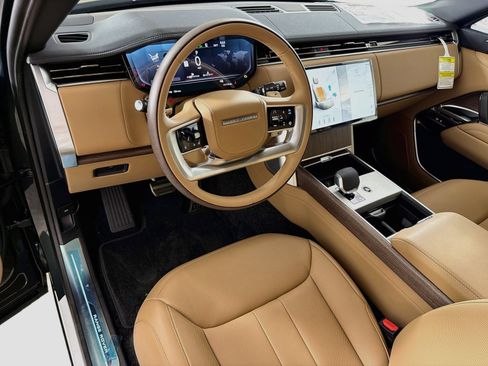 New 2026 Land Rover Range Rover Long Wheelbase SE AWD/4WD image 10