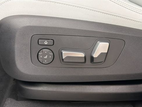 New 2026 BMW X5 xDrive40i image 18