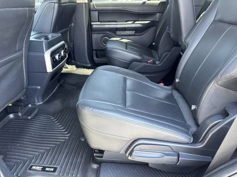 Used 2022 Ford Expedition XLT AWD/4WD image 13