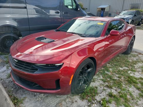 Used 2024 Chevrolet Camaro LT image 1