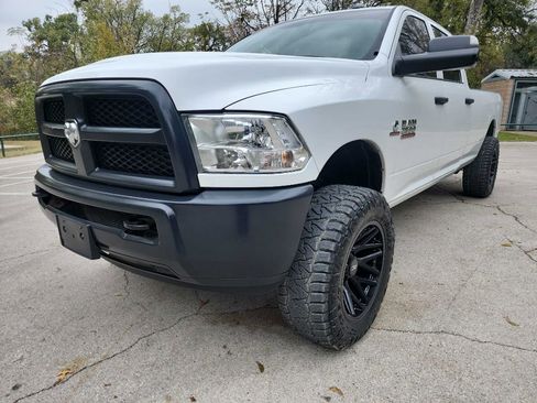 Used 2018 RAM 2500 Tradesman w/ Popular Equipment Group image 4