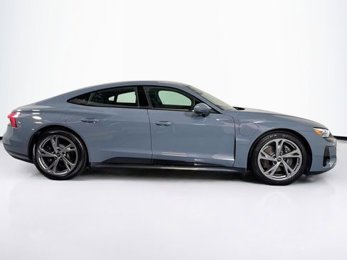 Used 2023 Audi e-tron GT Premium Plus image 4