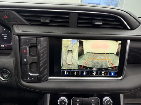 Used 2023 GMC Yukon Denali image 21