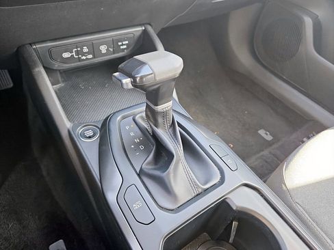 Used 2025 Kia K4 FWD image 26