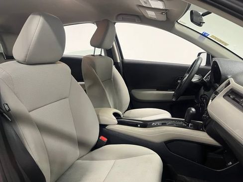 Used 2021 Honda HR-V LX image 10
