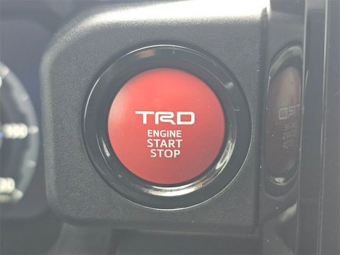 Used 2024 Toyota Tacoma TRD Sport image 26