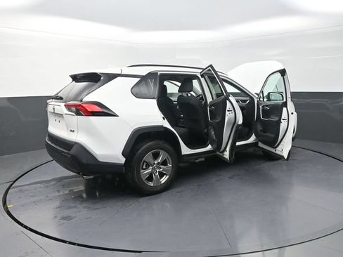 Used 2024 Toyota RAV4 XLE FWD image 45