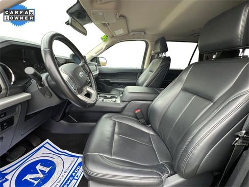 Used 2024 Ford Expedition XLT image 9