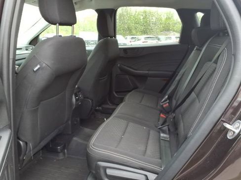 Used 2023 Ford Escape Active w/ Tech Pack #1 AWD/4WD image 9
