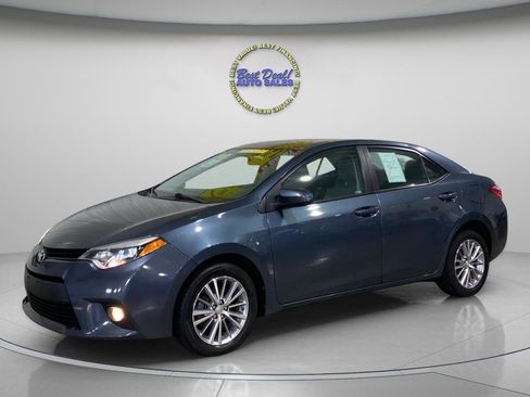 Used 2014 Toyota Corolla LE image 2