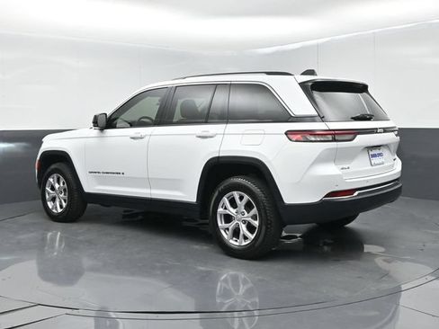 Used 2022 Jeep Grand Cherokee Limited AWD/4WD image 6