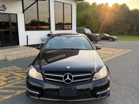 Used 2014 Mercedes-Benz C 250 Coupe image 2
