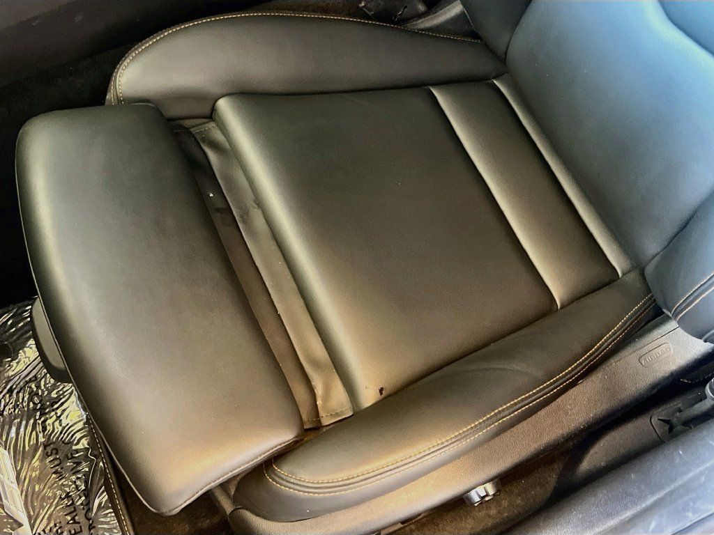 Used 2023 Cadillac CT4 V RWD image 19