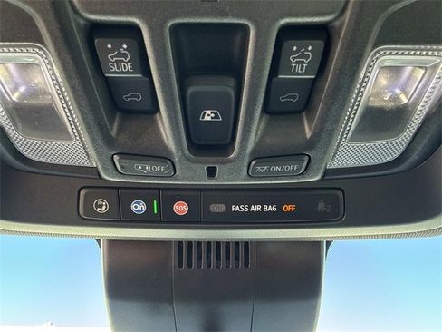 Used 2024 GMC Sierra 2500 AT4 w/ AT4 Premium Plus Package image 19