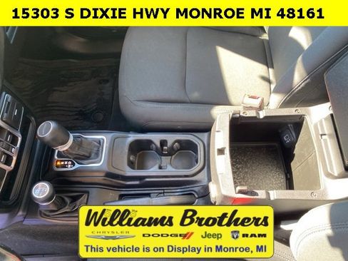 Used 2020 Jeep Gladiator Sport w/ Quick Order Package 24S image 19