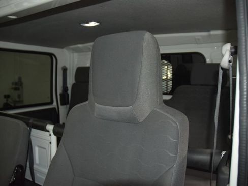 Used 2025 Chevrolet Low Cab Forward 5500XD RWD image 27