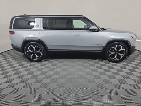 Used 2024 Rivian R1S Adventure AWD/4WD image 6