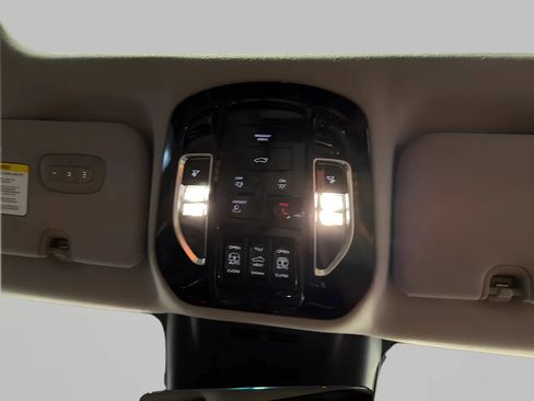 Used 2023 Maserati Grecale GT AWD/4WD image 29