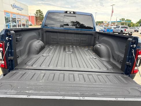 Used 2024 RAM 2500 Laramie w/ Night Edition AWD/4WD image 29