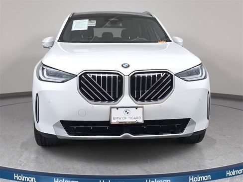 Used 2025 BMW X3 xDrive30i w/ Premium Package image 3