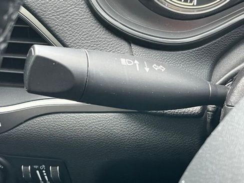 Used 2021 Jeep Cherokee Latitude Lux image 38