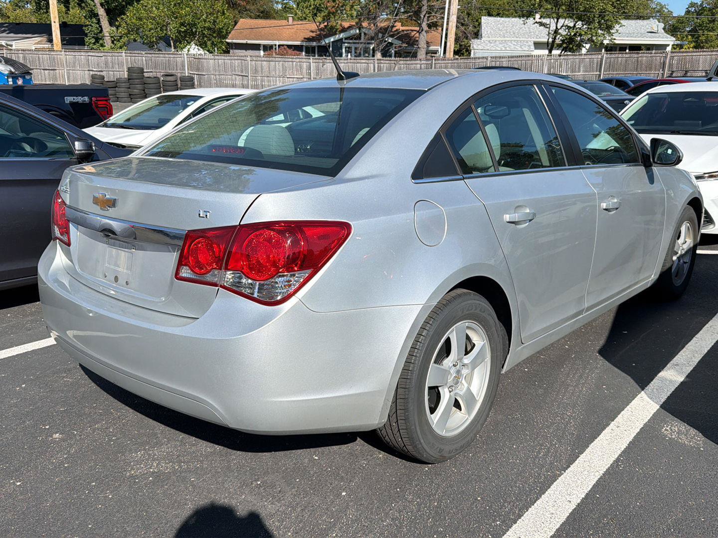 Used 2014 Chevrolet Cruze LT FWD image 4