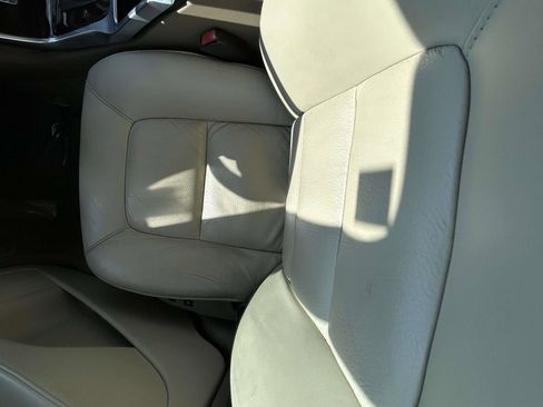 Used 2013 Volvo XC70 3.2 image 15