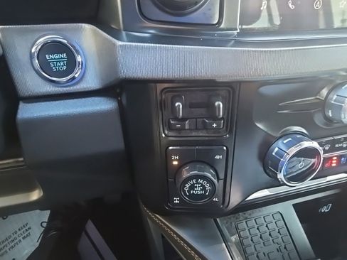 Used 2024 Ford F350 Platinum w/ Tremor Off-Road Package image 13