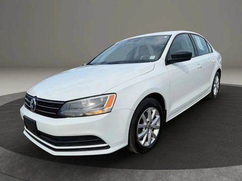 Used 2015 Volkswagen Jetta SE FWD image 1
