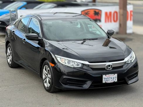 Used 2017 Honda Civic LX image 3