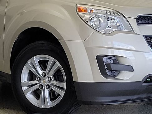 Certified 2015 Chevrolet Equinox LT w/ Driver Convenience Package FWD image 2