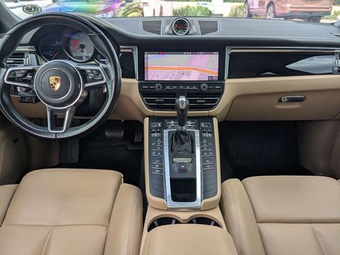 Used 2021 Porsche Macan S AWD/4WD image 21