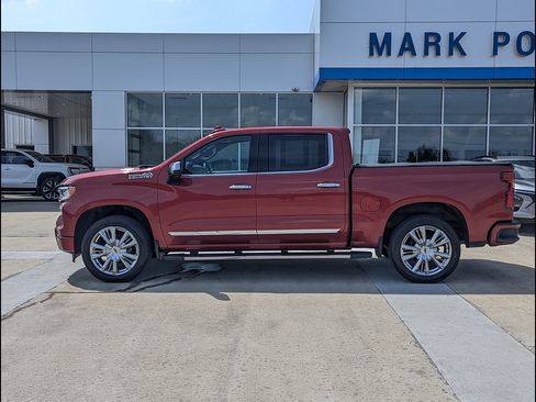 Used 2023 Chevrolet Silverado 1500 High Country w/ High Country Premium Package AWD/4WD image 10