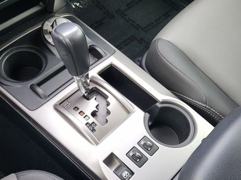 Used 2019 Toyota 4Runner SR5 Premium AWD/4WD image 15