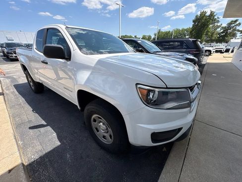 Used 2017 Chevrolet Colorado W/T RWD image 3