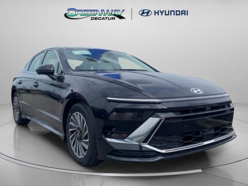 New 2025 Hyundai Sonata Limited image 1