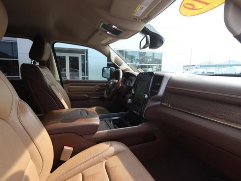 Used 2019 RAM 1500 Limited AWD/4WD image 14