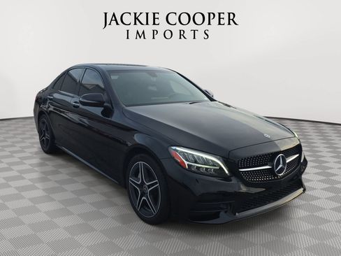 Used 2020 Mercedes-Benz C 300 4MATIC Sedan image 3