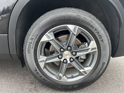 Used 2025 Chevrolet Blazer LT image 40