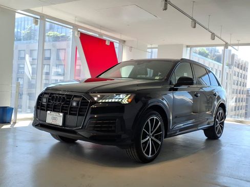 Used 2023 Audi Q7 3.0T Premium Plus w/ Premium Plus Package AWD/4WD image 1