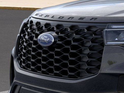 New 2025 Ford Explorer ST-Line image 17