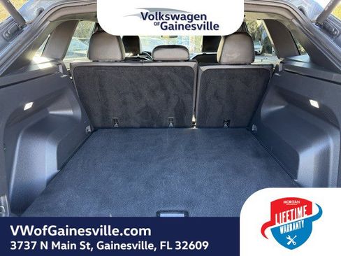 Certified 2024 Volkswagen Atlas Cross Sport SE image 7